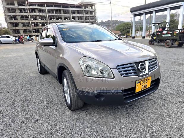 Nissan Dualis 2008 Gold