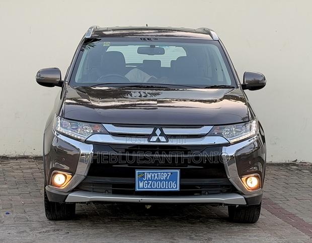 Mitsubishi Outlander 2015 Beige