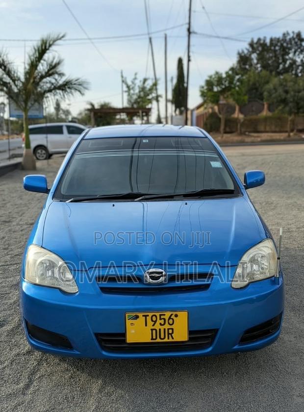 Toyota Corolla RunX 2005 Blue