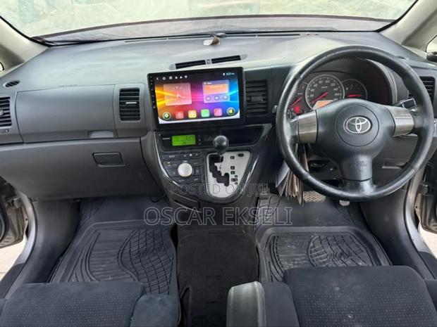 Toyota Wish 2007 Gray