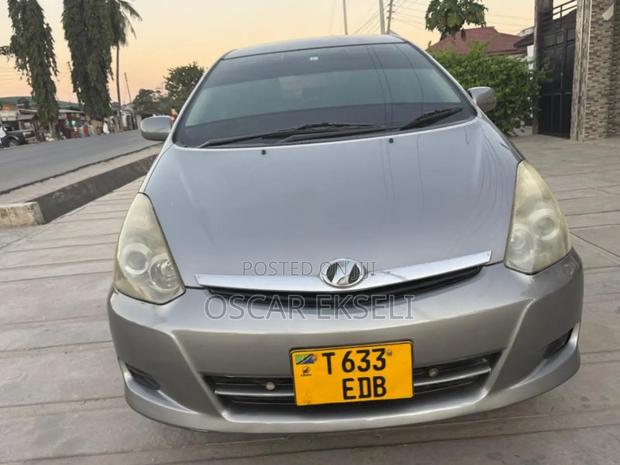 Toyota Wish 2007 Gray