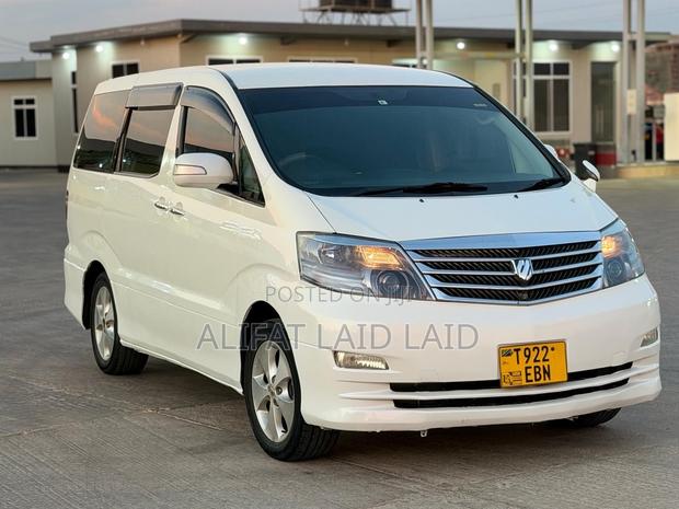 Toyota Alphard 2005 White