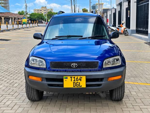 Toyota RAV4 Base 4x4 1999 Blue