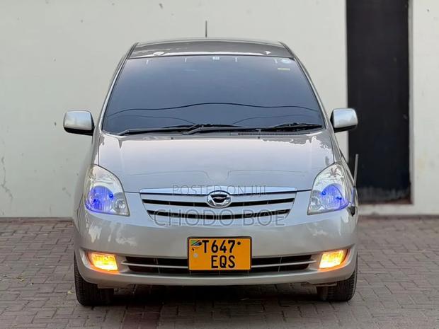 Toyota Corolla Spacio 2005 Gold