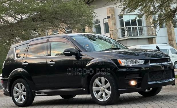 Mitsubishi Outlander 2010 Black