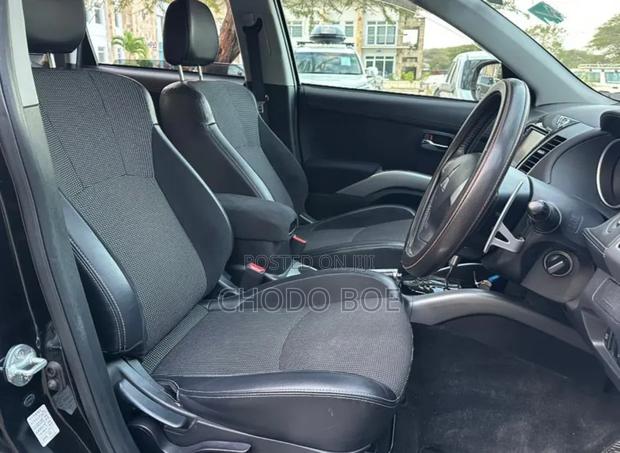 Mitsubishi Outlander 2010 Black