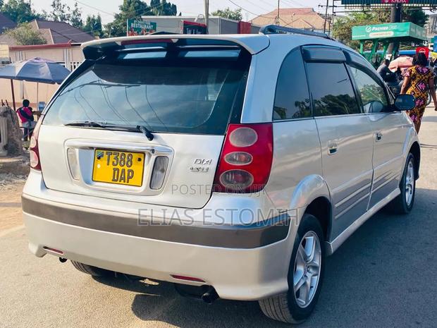 Toyota Nadia 2.0 150hp FWD 2000 Silver