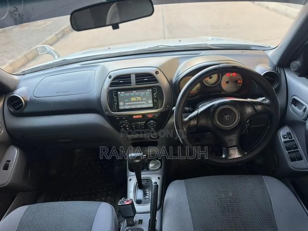 Toyota RAV4 2005 Silver