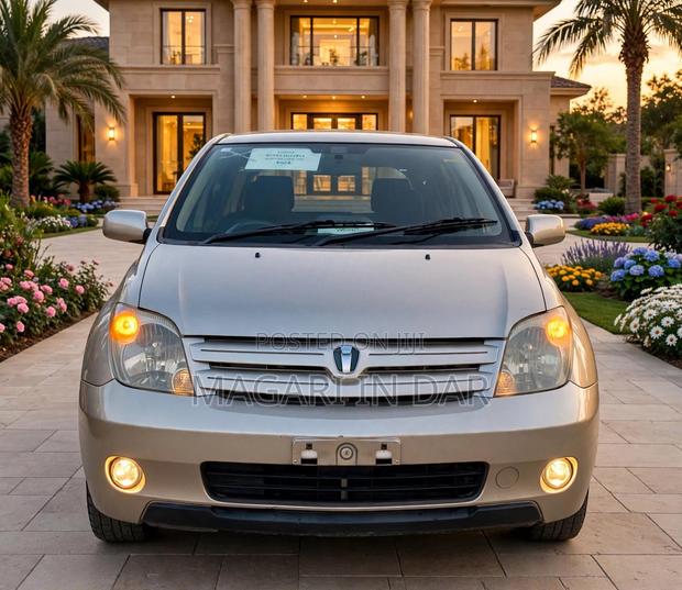 Toyota IST 2004 Gold