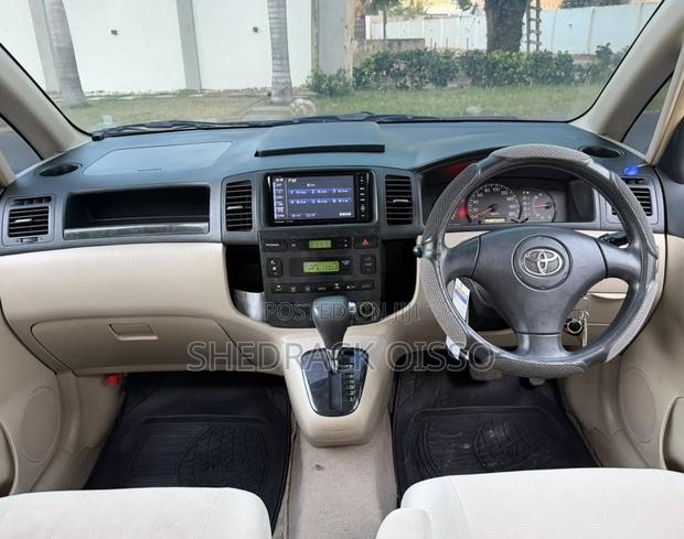 Toyota Corolla Spacio 2005 Silver