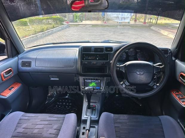 Toyota RAV4 1999 Matt Black