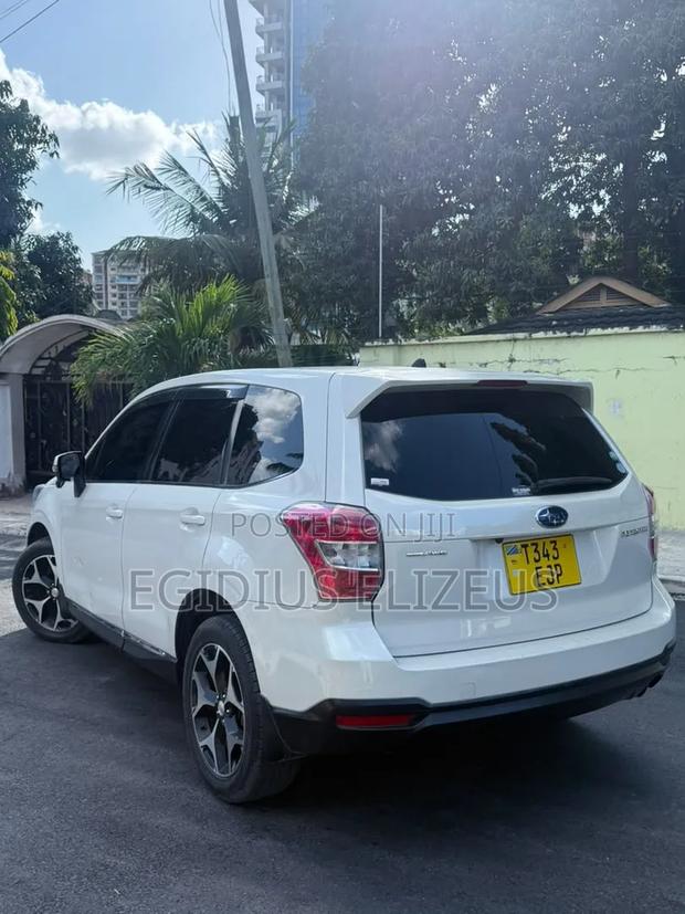 Subaru Forester 2012 White