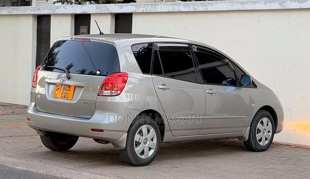Toyota Corolla Spacio 2006 Silver