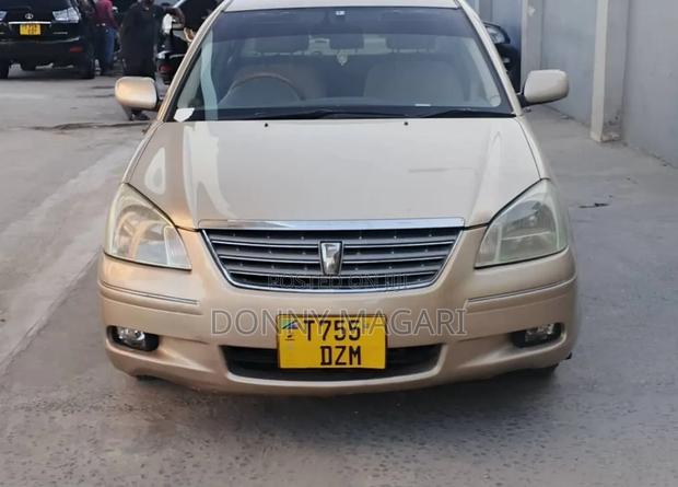 Toyota Premio 2006 Gold
