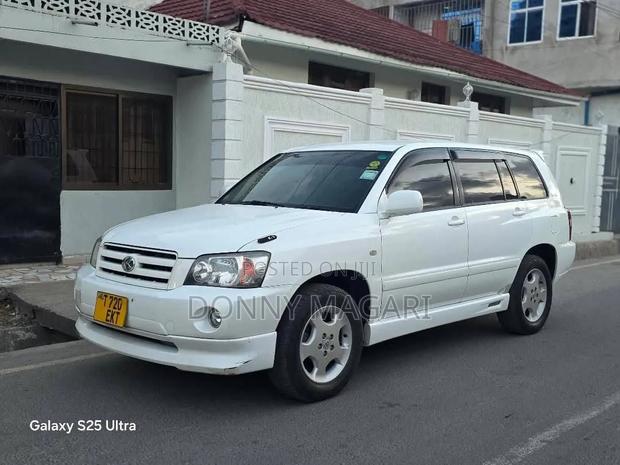 Toyota Kluger 2006 White