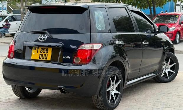 Toyota IST 2006 Black