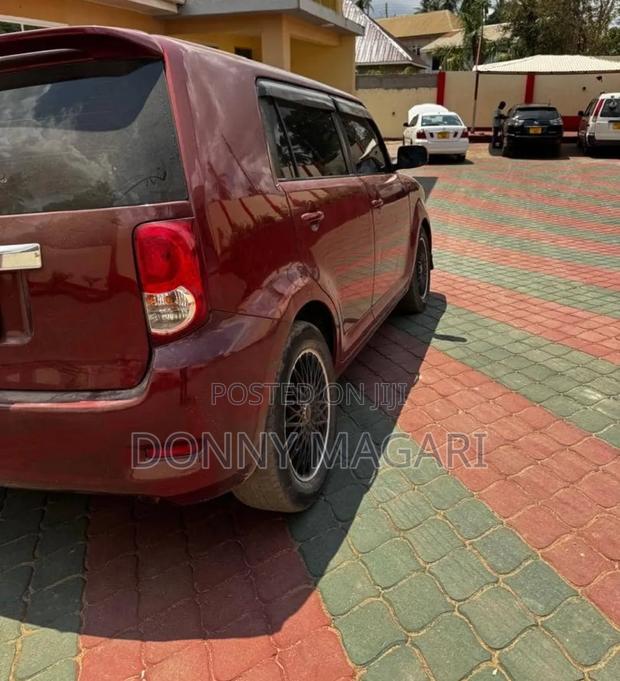 Toyota Corolla Rumion 2008 Maroon