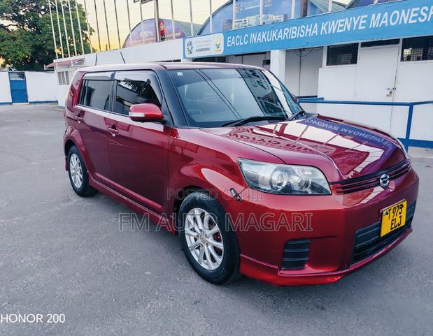 Toyota Corolla Rumion 2009 Red