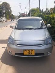 Toyota Raum 2004 Silver for sale