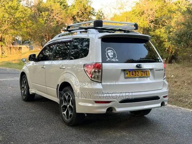 Subaru Forester 2009 White