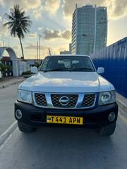 Nissan Patrol 2002 White for sale
