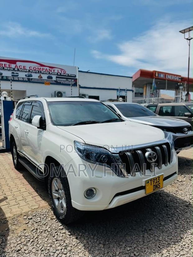 Toyota Land Cruiser Prado 2015 Pearl