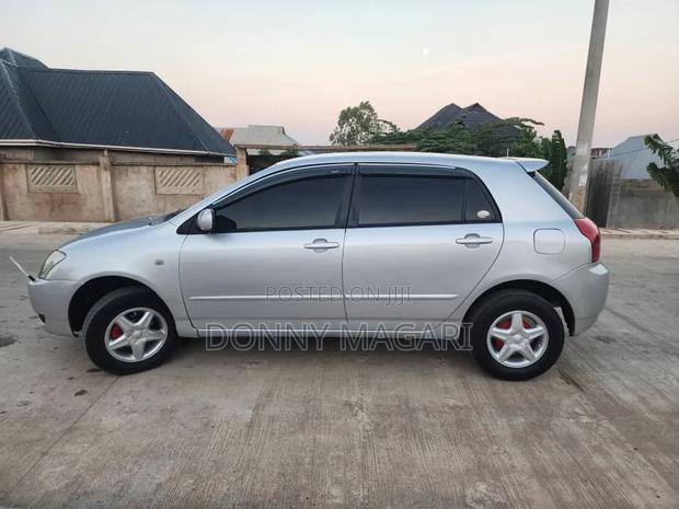 Toyota Corolla RunX 2005 Silver