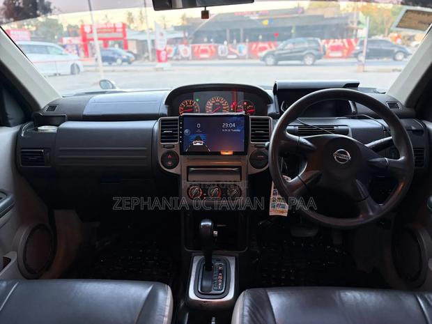 Nissan X-Trail 2001 Silver