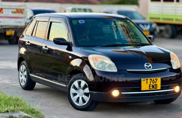 Mazda Verisa 2011 Black