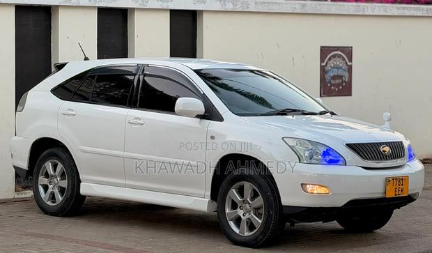 Toyota Harrier 2007 White