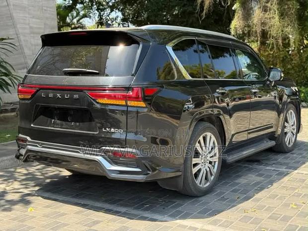 Lexus LX 600 2025 Matt Black