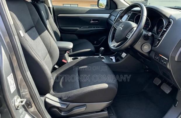 Mitsubishi Outlander 2014 Gray