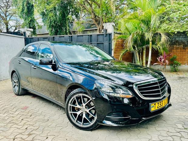 Mercedes-Benz E250 SV Premium 2014 Black