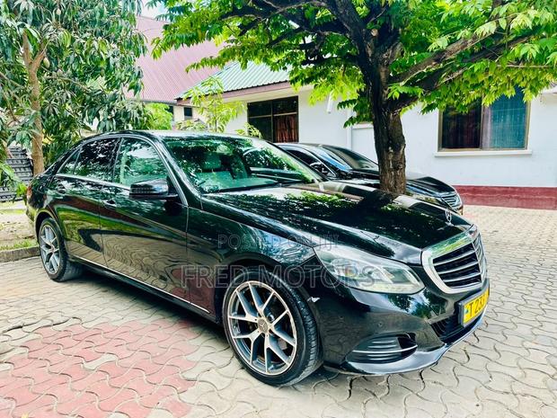 Mercedes-Benz E250 SV Premium 2014 Black