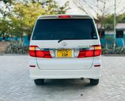 Toyota Alphard 2005 Pearl for sale