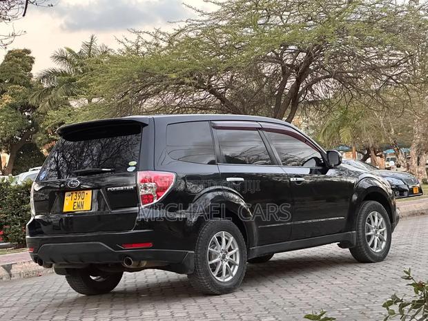 Subaru Forester 2010 Black