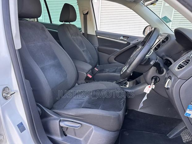 Volkswagen Tiguan 2012 White