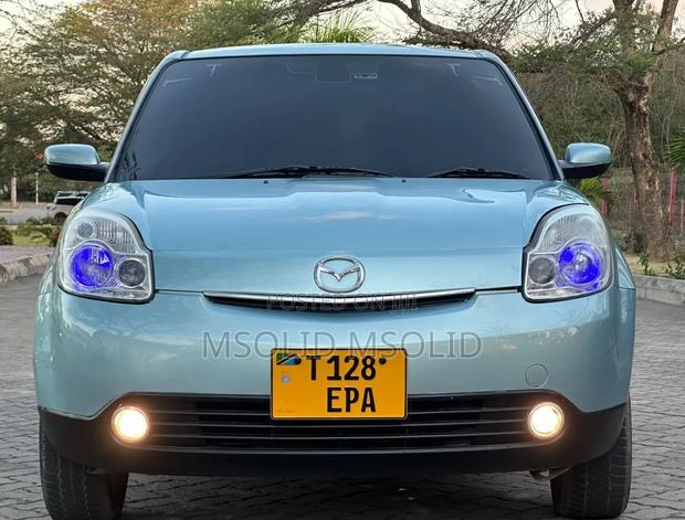 Mazda Verisa 2008 Silver
