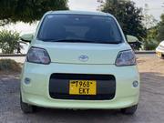 Toyota Porte 2013 Green for sale
