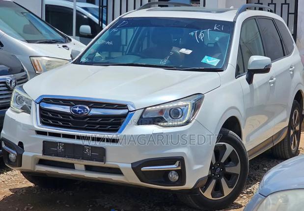 Subaru Forester 2016 Off white