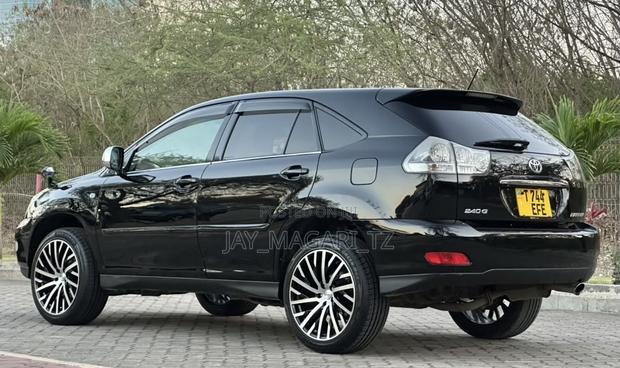 Toyota Harrier 2006 Black