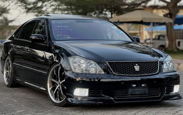 Toyota Crown 2007 Black