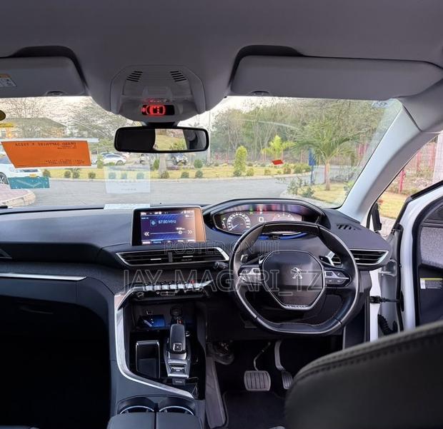 Peugeot 3008 2018 White