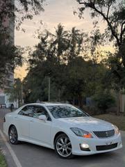 Toyota Crown 2009 White for sale
