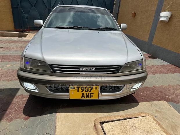 Toyota Carina 2000 Silver