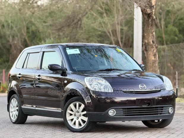 Mazda Verisa 2005