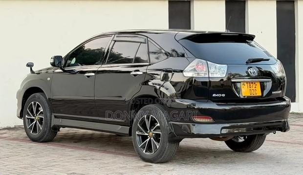 Toyota Harrier 2006 Black