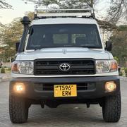 Toyota Land Cruiser 76 Series 2010 White for sale