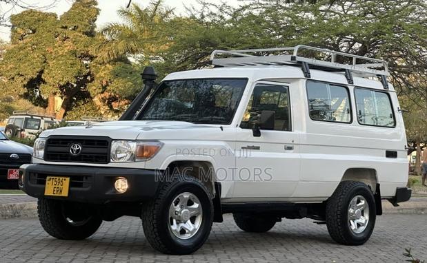 Toyota Land Cruiser 76 Series 2010 White