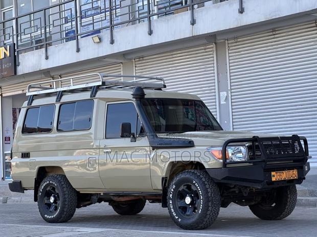 Toyota Land Cruiser 76 Series 2010 Beige